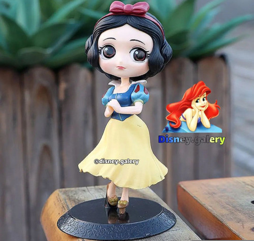 فیگور دیزنی مدل سفید برفی برند کیوپاسکتqposket قابل شست و شو ضد حساسیت خشک و شکننده نیست قد ۱۵ سانت