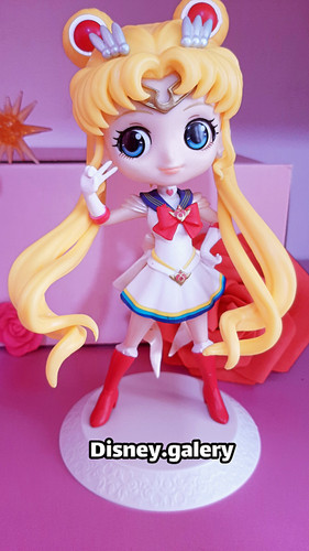 اکشن فیگور انیمهای مدل سایلورمون برند کیوپاسکت ارتفاع ۱۵ سانتی متر س پیویسی خشک و شکننده نیست قابل شست و شو و فاقد حساسیت