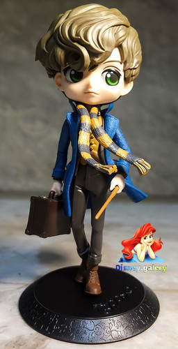 فیگور هری پاتر مدل نیوت اسکمندر برند کیو باسکت جنس سیلیکون محکم قابل شست و شو و فاقد حساسیت خشک و شکننده نیست