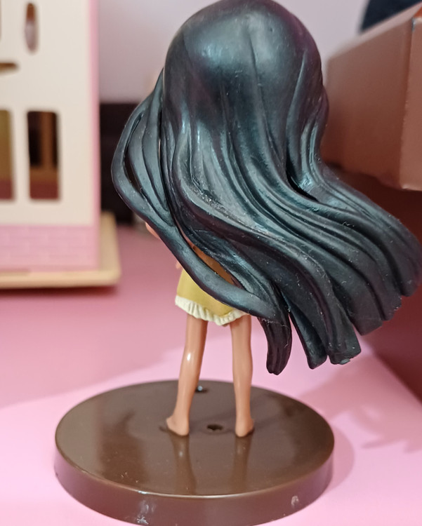 خرید و قیمت فیگور پوکا هانتس.برندqposket