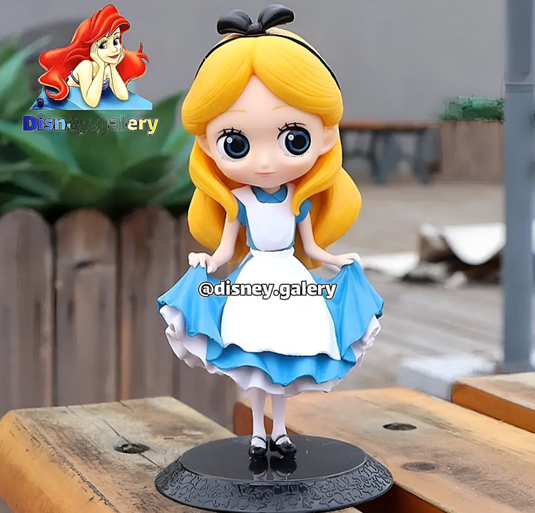 اکشن فیگور پرنسسهای دیزنی مدل آلیس در سرزمین عجایب جنس سیلیکونی خشک و شکننده نیست قابل شستشو و فاقد حساسیت مناسب کلکسیون و دکوری تزیین کیک تولد