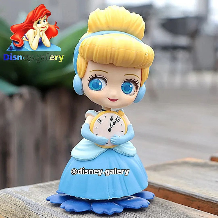 فیگور کلکسیونی دیزنی مدل سیندرلا با ساعتcinderella برند کیوپاسکت قابل شستشو ضد حساسیت پایهدار