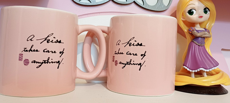 خرید ماگ سرامیکی جفتی دیزنی مدلRapunzel and Eugene راپونزل و یوجین جعبه دار عرض وقد ۱۴سانت طرح برجسته کیفیت درجه۱