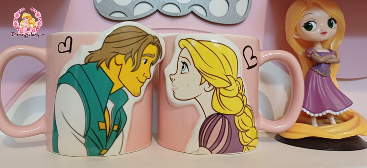 ماگ زوجی مدل دیزنی طرح گیسو کمند و یوجین طرح برجسته جنس سرامیک طول و عرض ۱۴ سانتیمتر