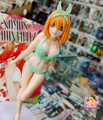 اکشن فیگور انیمهای مدل انیمه ۵ قلوهای باکلاس جنس پیویسی قابل شست و شو و فاقد حساسیت ارتفاع حدود ۱۸ سانت مناسب برای تکمیل کلکسیون و انواع دکوری دکور حمام و اتاق خواب