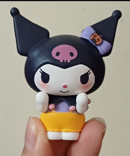 خرید فیگور کرومی جنسpvcقابل شست وشو مناسب تزئین کیک دکوری بازی کودک ونوجوان قد ۱۰سانت