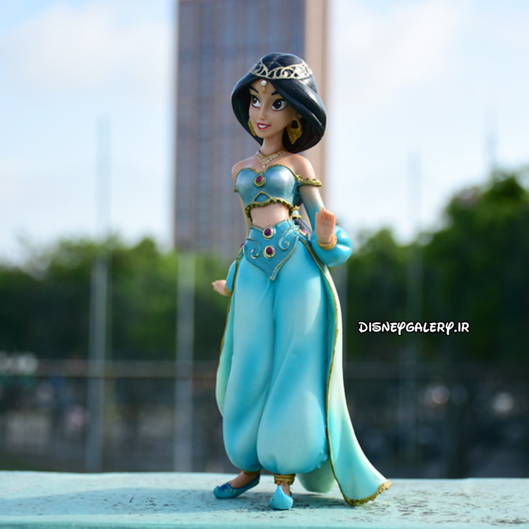 فیگور اورجینال دیزنی طرح جاسمین ارتفاع ۲۰ سانتیمتر بسیار با کیفیت و با جزئیات دقیق ساخته شده مناسب برای تکمیل کلکسیون و انواع دکوری