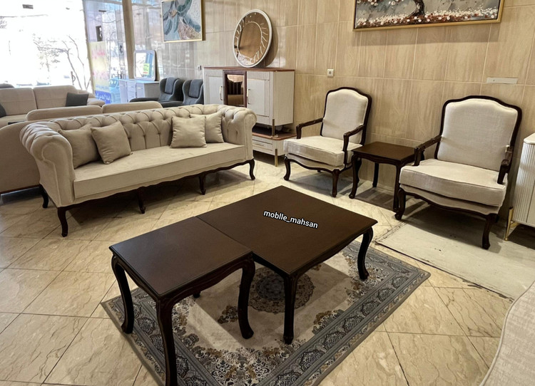 مبلمان راحتی و سلطنتی مدل فرانسوی خرید حضوری در فروشگاه یزد فروشگاه مبلمان و سرویس خواب مهسان همراه با جلو مبلی و میز عسلی کیفیت درجه یک و خوش ساخت و خوش دوخت